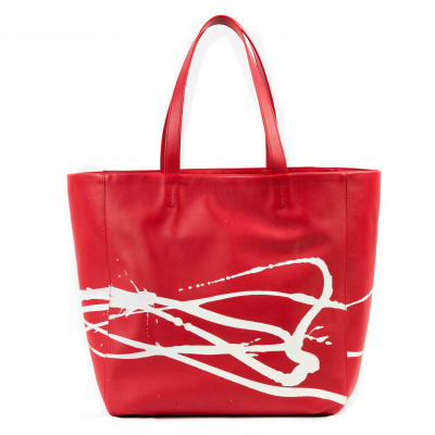 tote_m_bag_white_dripping_on_red_leather_red_3